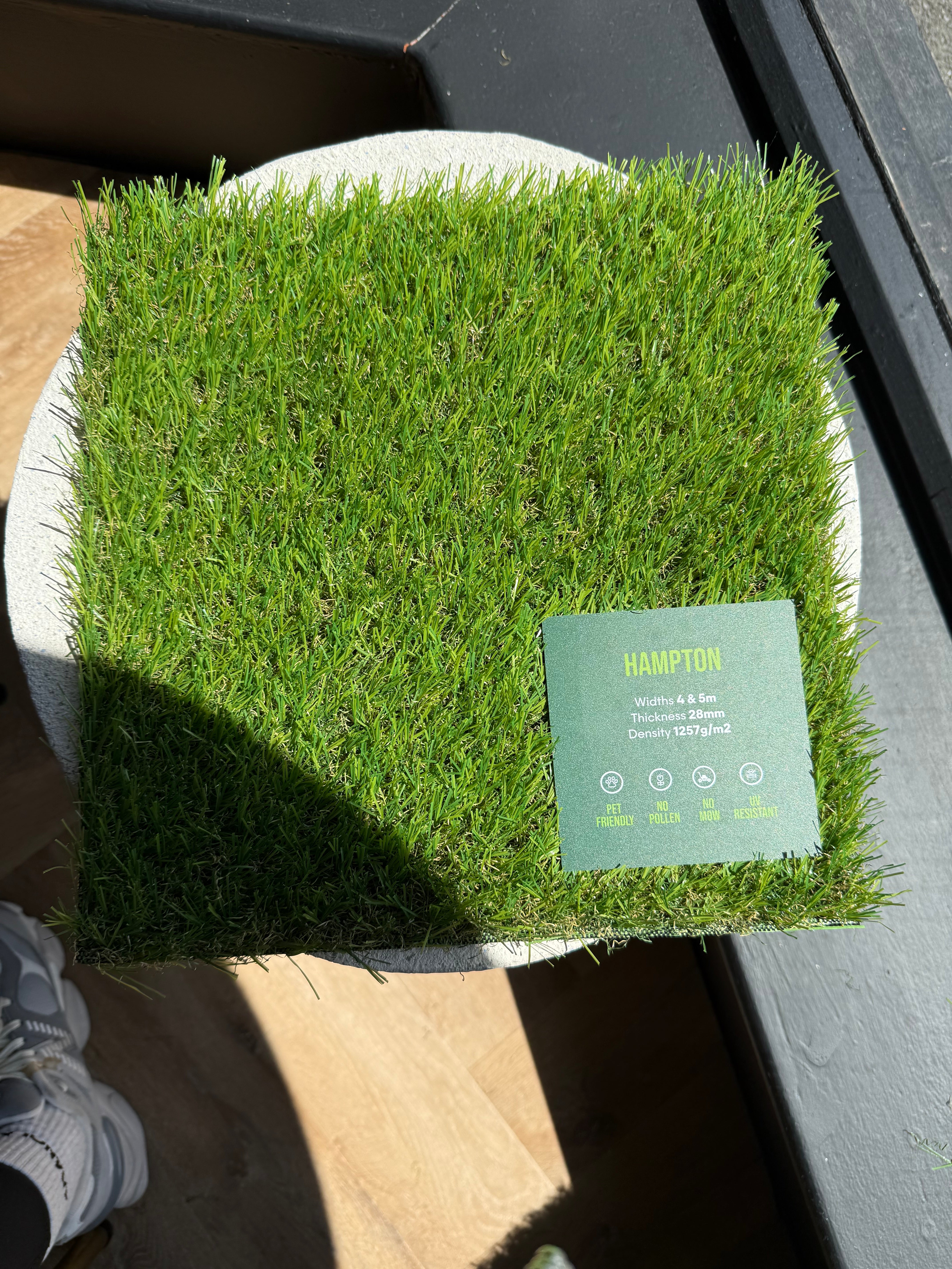 Hampton 28mm Artificial Grass - 4m Width