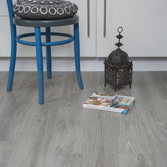 Silver Ash LVT flooring by AClass Flooring – contemporary grey wood-look vinyl flooring offering both elegance and durability for any room.