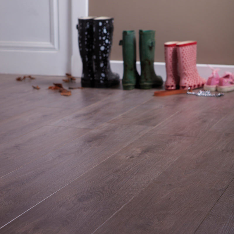 Laminate Flooring | The Laminate Collection | Chelsea Range | £17.99m2