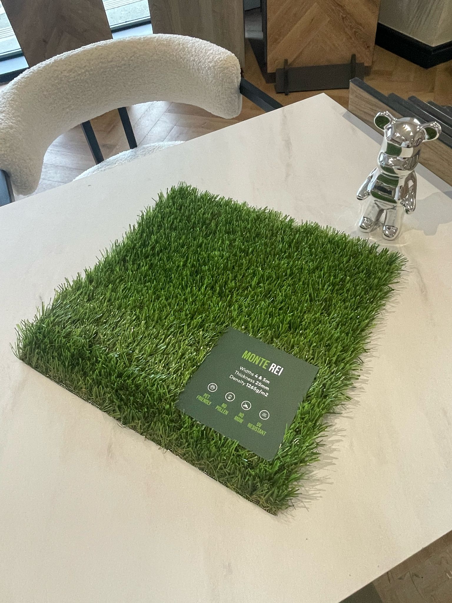 Monte Rei 25mm artificial grass – lush green, pet-friendly, and durable outdoor surface.