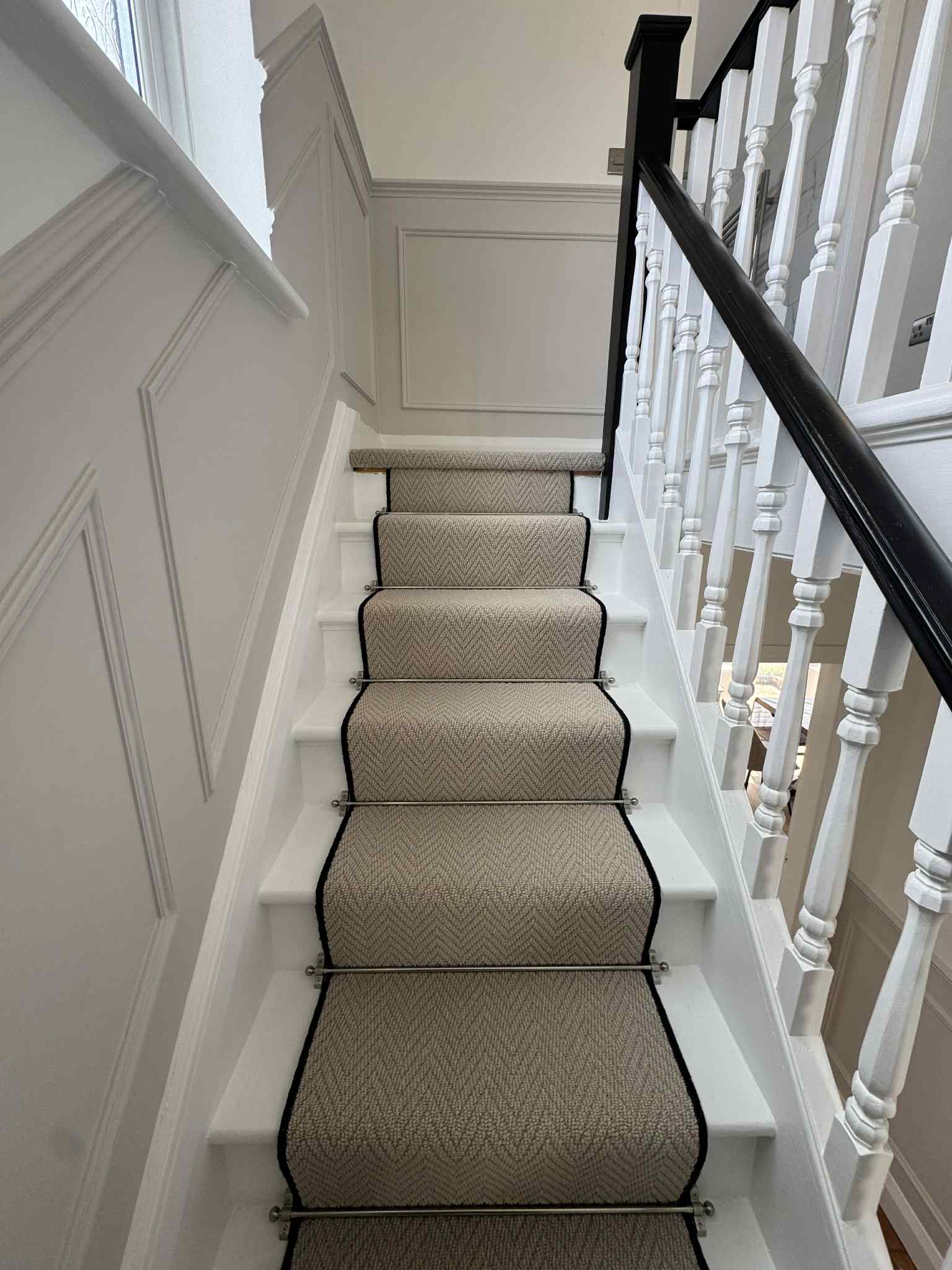 The “Belgravia” Herringbone Stair Runner – Durable Polypropylene with Custom Wool Whipped Edge Border