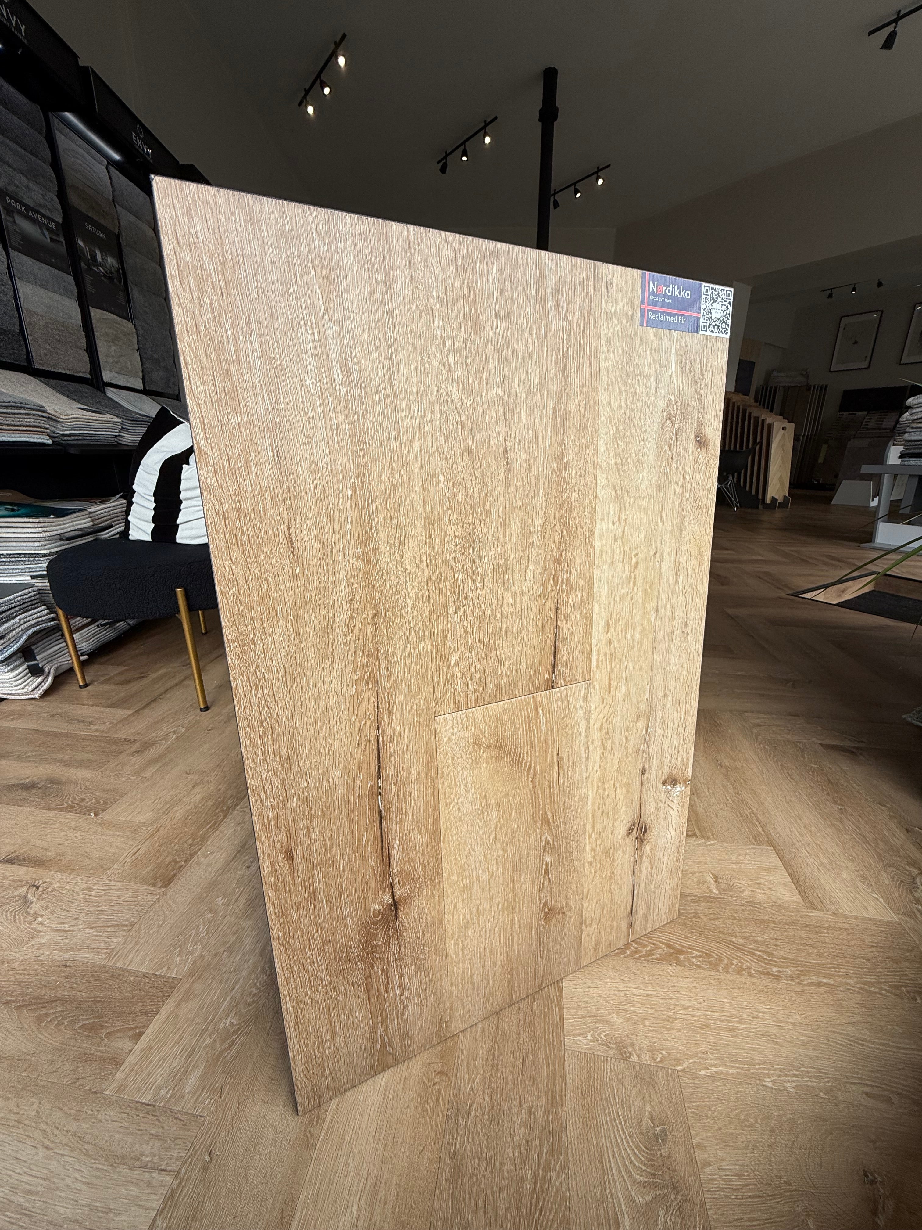 Nordikka Plank LVT Reclaimed Fur